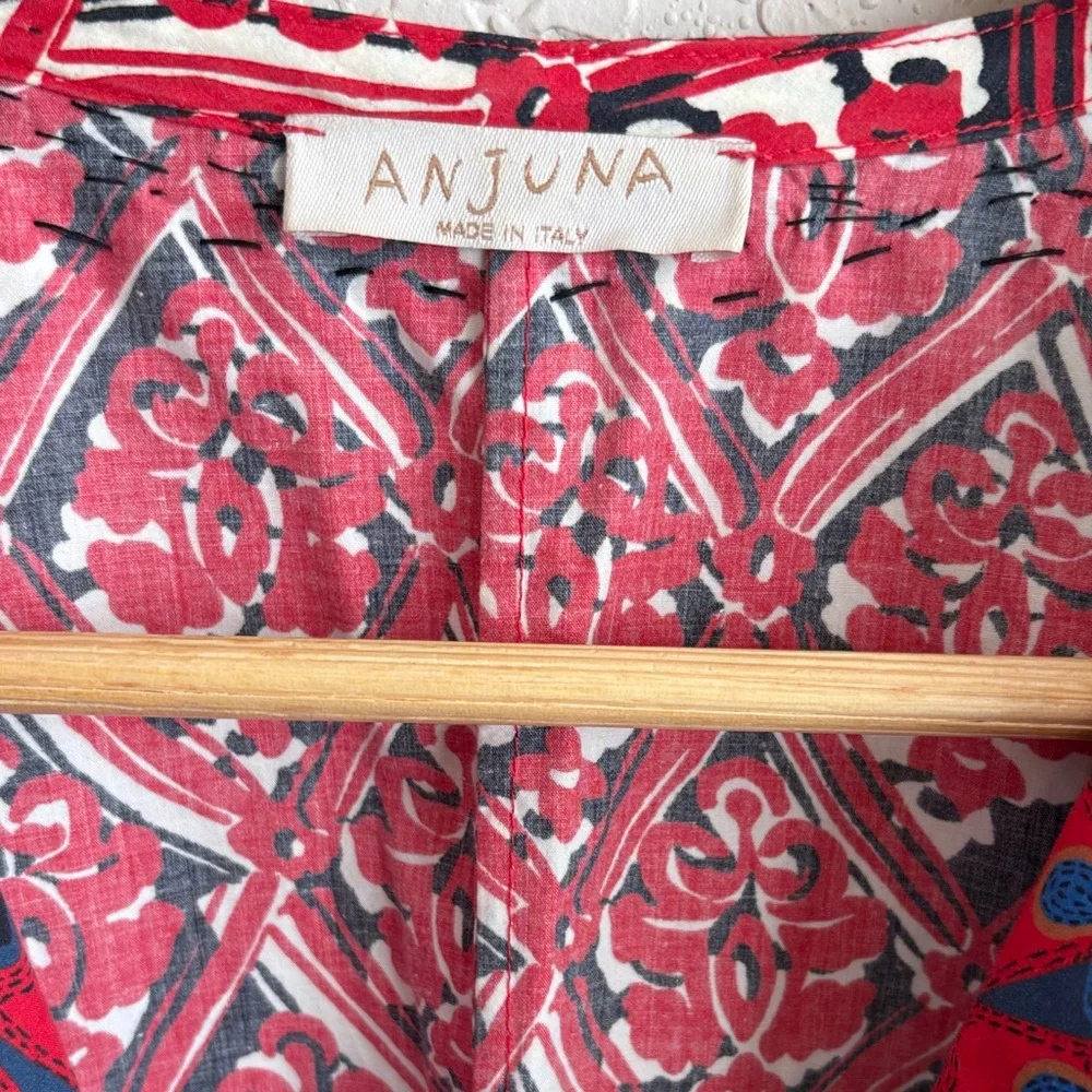Vibrant Floral and Abstract Women's Tunic - Picture 4 of 6